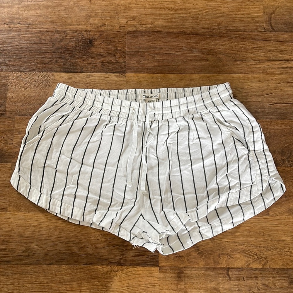 Billabong shorts